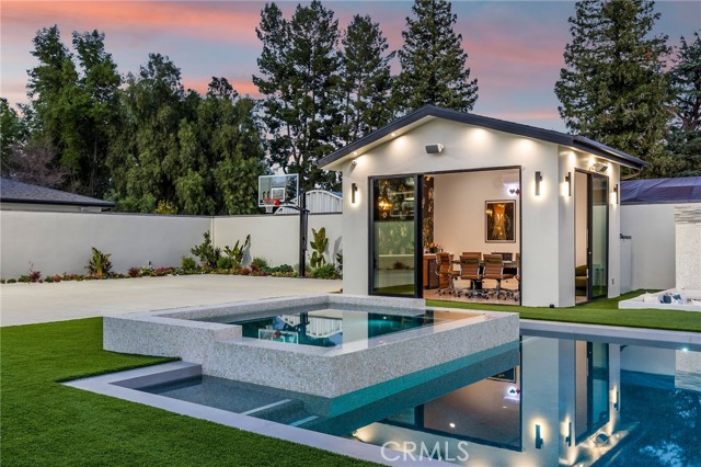 Detail Gallery Image 71 of 75 For 22745 Califa St, Woodland Hills,  CA 91367 - 5 Beds | 4 Baths