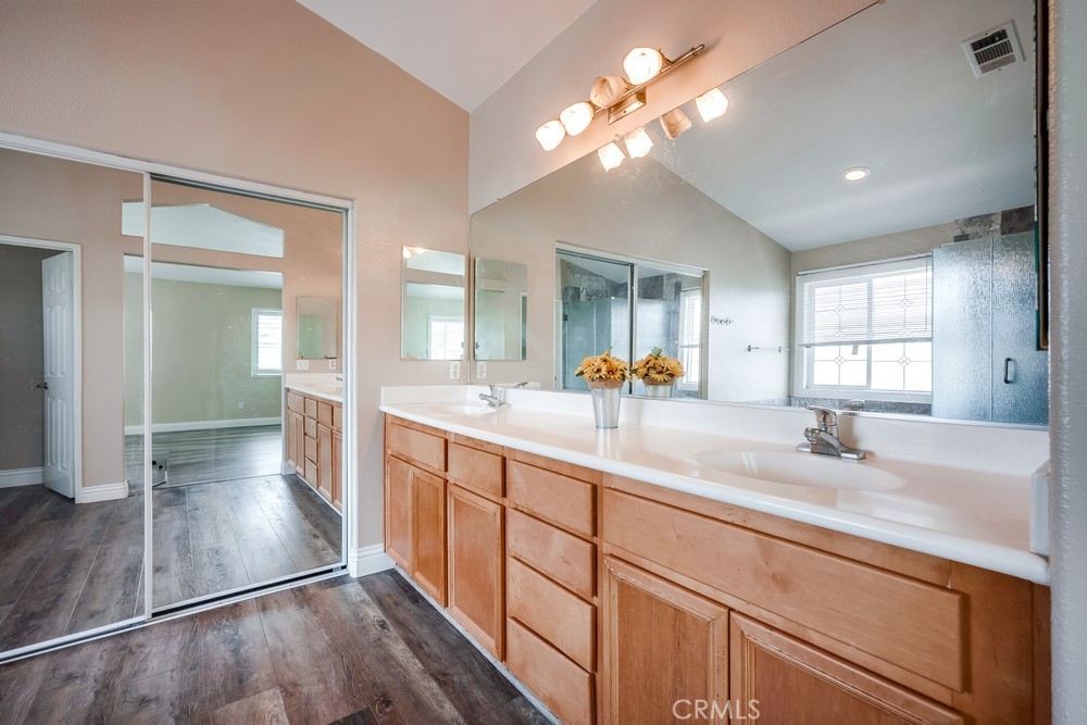 MLS #WS25167113 img 39