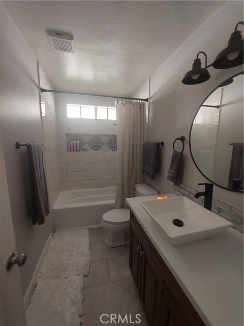 Detail Gallery Image 8 of 55 For 2297 Levante St., Carlsbad,  CA 92009 - 6 Beds | 4 Baths