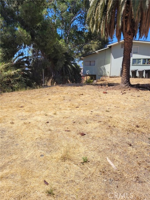 29400 Nichols Street, Lake Elsinore CA: https://media.crmls.org/medias/b980d5f5-8fd0-491f-9b96-b65eba83de60.jpg