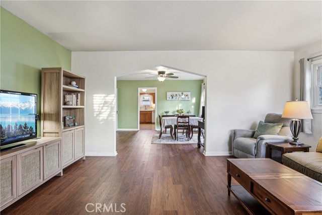 Image 8 of 42 For 3845 Hollypark