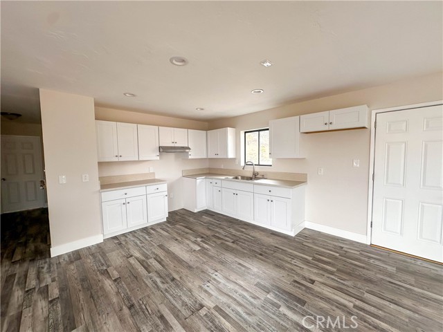 Image 16 of 37 For 4921 Bella Vista Drive