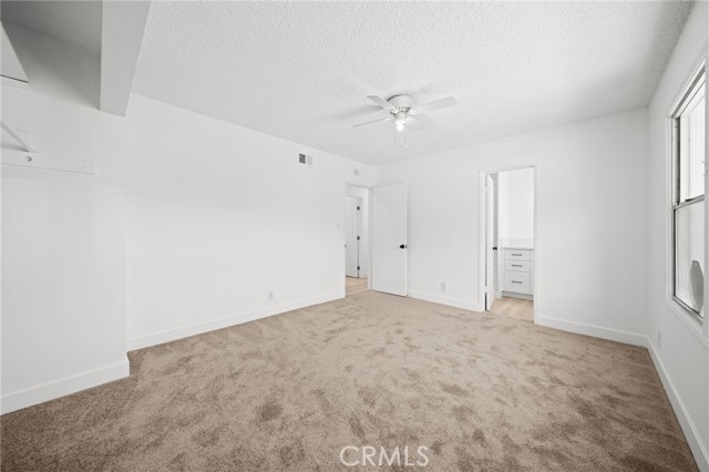 Detail Gallery Image 25 of 42 For 134 W Broadbent, Riverside,  CA 92507 - 4 Beds | 3 Baths