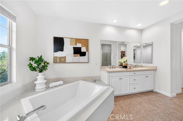 Detail Gallery Image 34 of 54 For 14835 Crystal View, Chino Hills,  CA 91709 - 3 Beds | 3/1 Baths