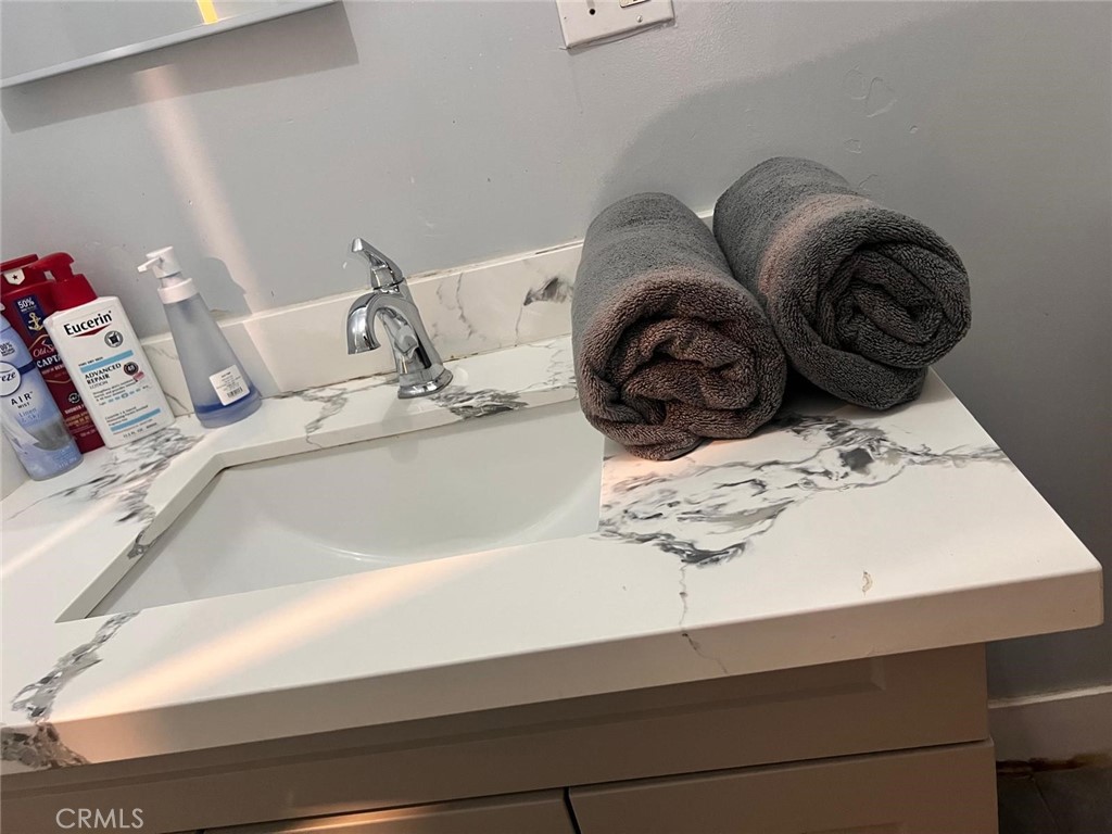 MLS #IN25270424 image #15