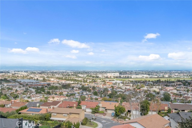 Detail Gallery Image 1 of 1 For 24863 via Valmonte, Torrance,  CA 90505 - 3 Beds | 2 Baths