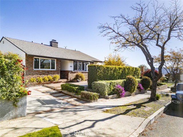 Detail Gallery Image 70 of 74 For 2950 N Lincoln St, Burbank,  CA 91504 - 3 Beds | 2 Baths