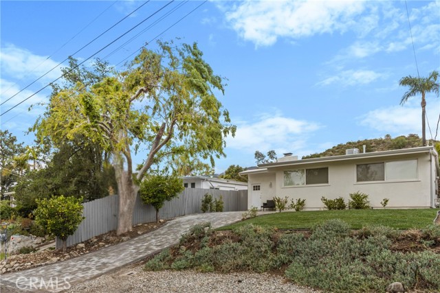 Front Image Thumbnail for CRPW26087604