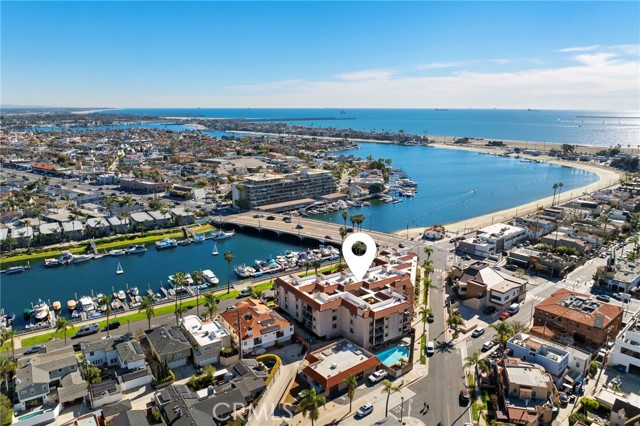 Detail Gallery Image 34 of 41 For 201 Bay Shore Ave #104,  Long Beach,  CA 90803 - 2 Beds | 2 Baths