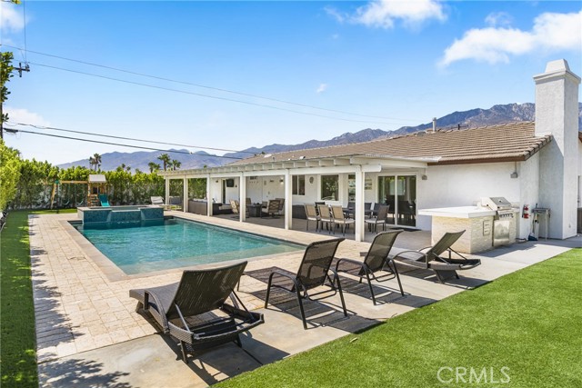 2230 N Volturno Road, Palm Springs CA: https://media.crmls.org/medias/b9857cd1-b3ae-49aa-bbfe-ab33098caf57.jpg