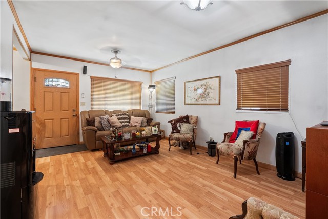 1876 Oregon Avenue, Long Beach CA: https://media.crmls.org/medias/b98601dd-fde1-4f77-813a-60fb1525362e.jpg