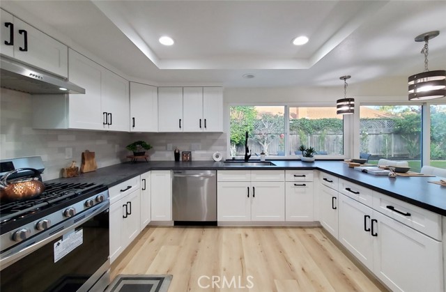 1427 N Cannon Street, Orange CA: https://media.crmls.org/medias/b9863f6a-ce70-416c-a7bc-5ef916dd9b0c.jpg