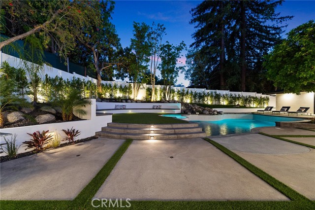 19750 Wells Drive, Woodland Hills CA: https://media.crmls.org/medias/b98662d4-840e-4139-954f-70a9b6c67334.jpg