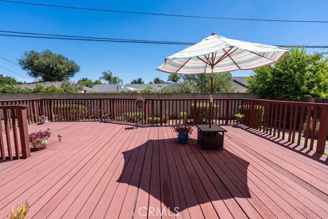750 E Mountain View Avenue, Glendora CA: https://media.crmls.org/medias/b986b2d8-5075-4a15-97d3-4771370c3742.jpg