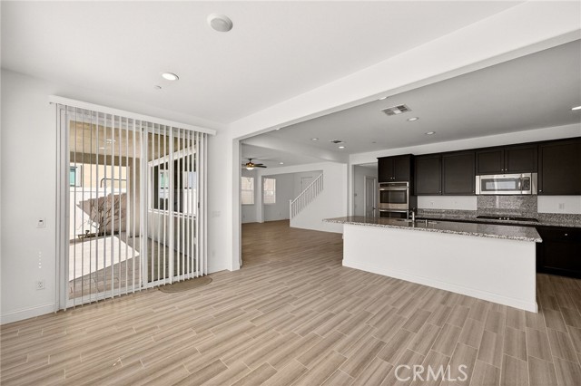 Detail Gallery Image 19 of 75 For 24429 Payton Dr, Lake Elsinore,  CA 92532 - 4 Beds | 3 Baths