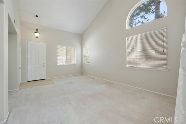 Detail Gallery Image 4 of 37 For 130 Crabapple Dr, Pomona,  CA 91767 - 4 Beds | 2/1 Baths