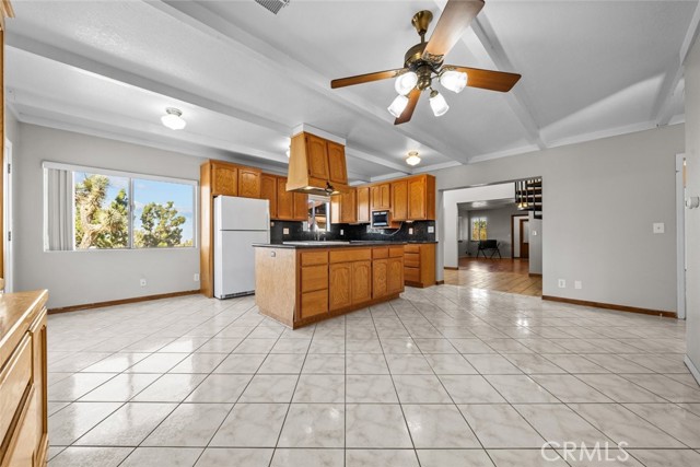 Detail Gallery Image 9 of 54 For 8676 Sky Line Dr, Pinon Hills,  CA 92372 - 3 Beds | 2/1 Baths