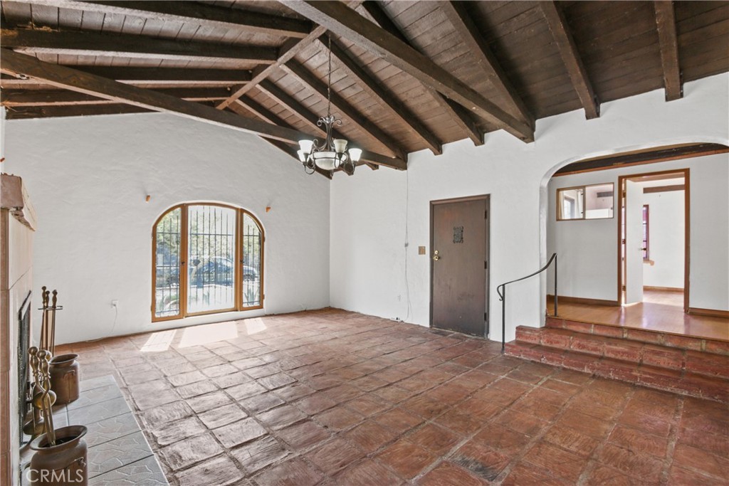 B9889a11 E43b 4915 A37c 1b57bbbbfae2