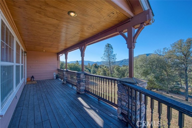 Detail Gallery Image 9 of 40 For 47587 Miami Highlands, Oakhurst,  CA 93644 - 3 Beds | 3 Baths