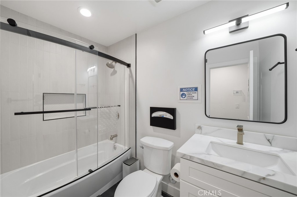 MLS #OC26121492 image #27
