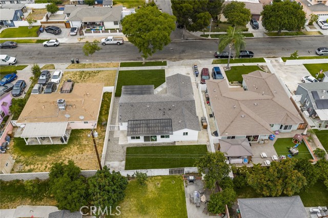 2124 W Flower Avenue, Fullerton CA: https://media.crmls.org/medias/b989ea30-2b83-41b0-ad60-c0f1f909c4a5.jpg