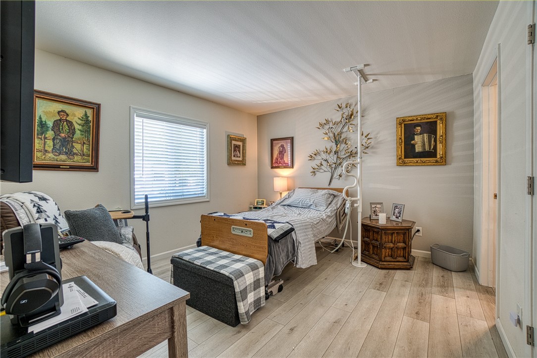 Detail Gallery Image 13 of 25 For 5020 Lakeshore Dr #19,  Lakeport,  CA 95453 - 3 Beds | 2 Baths