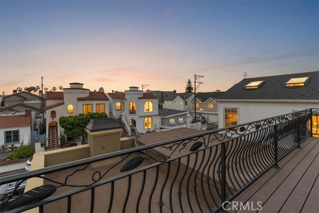 Detail Gallery Image 69 of 75 For 5580 E Saint Irmo Walk, Long Beach,  CA 90803 - 3 Beds | 2/1 Baths