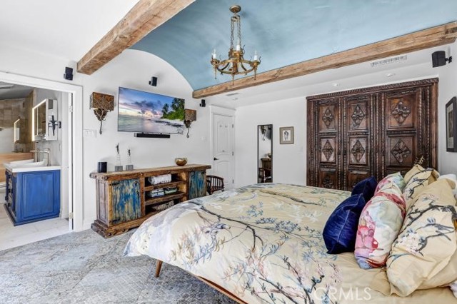 Detail Gallery Image 13 of 24 For 2237 Golden Cir, Newport Beach,  CA 92660 - 3 Beds | 2 Baths