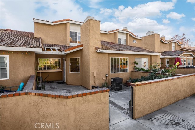 Detail Gallery Image 4 of 50 For 7268 Hermosa, Rancho Cucamonga,  CA 91701 - 3 Beds | 2/1 Baths