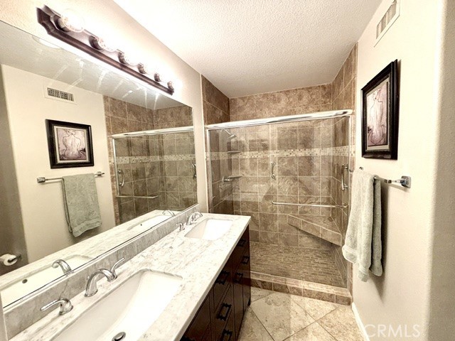 Detail Gallery Image 12 of 19 For 15344 Regatta Way, Lake Elsinore,  CA 92530 - 4 Beds | 2 Baths