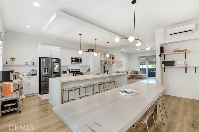 Detail Gallery Image 11 of 22 For 441 Village Way, Brea,  CA 92821 - 3 Beds | 3/1 Baths