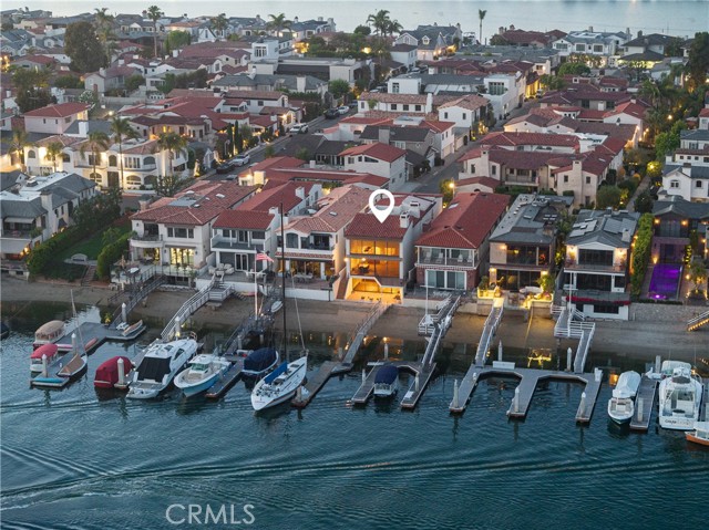 809 Via Lido Soud, Newport Beach CA: https://media.crmls.org/medias/b98b4a06-a4e4-4b03-895d-6389e091141b.jpg