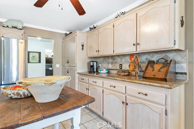 Detail Gallery Image 13 of 75 For 76945 Indian Valley, San Miguel,  CA 93451 - 7 Beds | 5/1 Baths