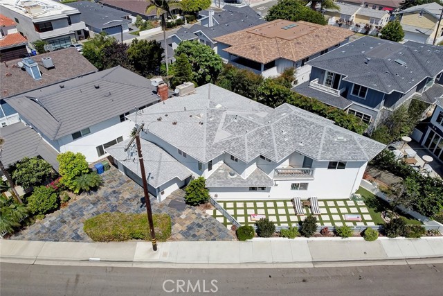 2615 Valley Drive, Manhattan Beach, California 90266, 5 Bedrooms Bedrooms, ,4 BathroomsBathrooms,Residential,Sold,Valley,SB22170134