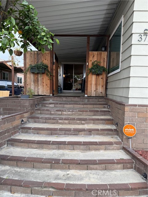 Image 22 of 26 For 2601 Victoria Street 373