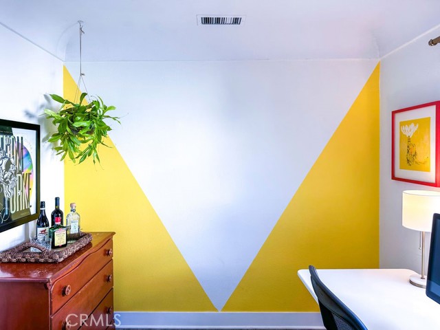 Detail Gallery Image 15 of 71 For 1927 W 84th Pl, Los Angeles,  CA 90047 - 3 Beds | 2 Baths