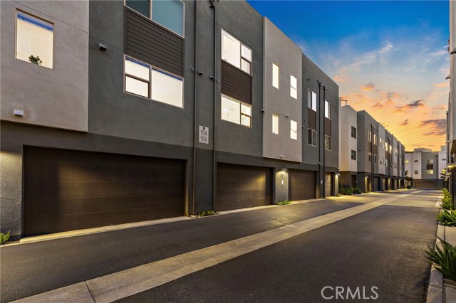 Detail Gallery Image 39 of 67 For 162 Placemark, Irvine,  CA 92614 - 3 Beds | 3/1 Baths