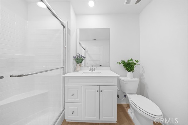 Detail Gallery Image 5 of 35 For 185 Steely, Irvine,  CA 92614 - 4 Beds | 3/1 Baths