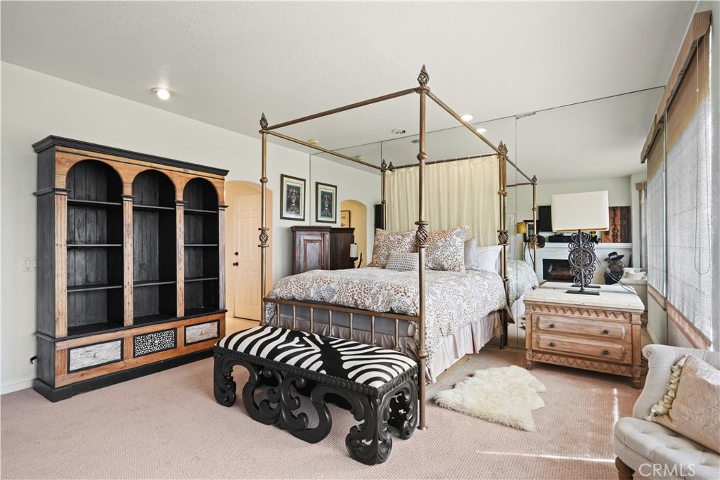 B98dd088 A4bc 40c9 B5a2 0db85bb4080d