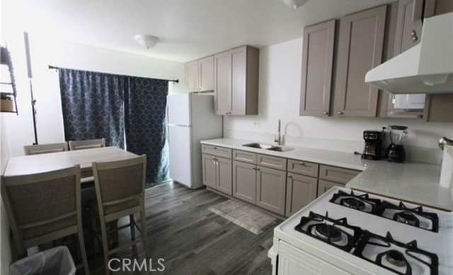 Detail Gallery Image 18 of 28 For 4822 Live Oak St, Cudahy,  CA 90201 - – Beds | – Baths