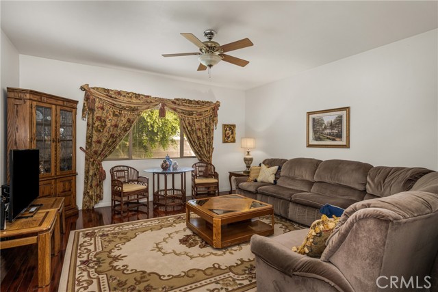 Detail Gallery Image 16 of 40 For 5743 Coke Ave, Lakewood,  CA 90712 - 4 Beds | 2 Baths