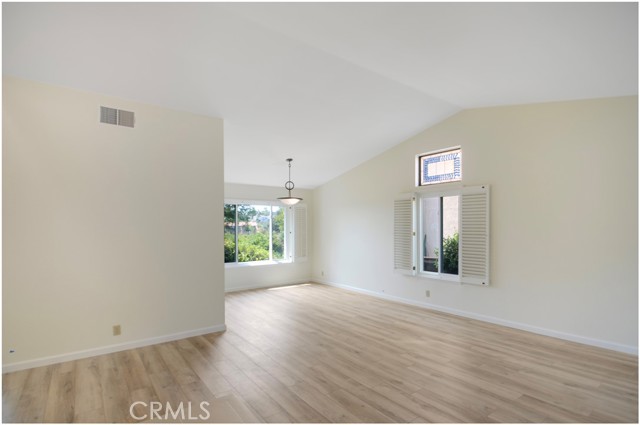 Detail Gallery Image 5 of 36 For 27571 Chantada, Mission Viejo,  CA 92692 - 3 Beds | 2/1 Baths