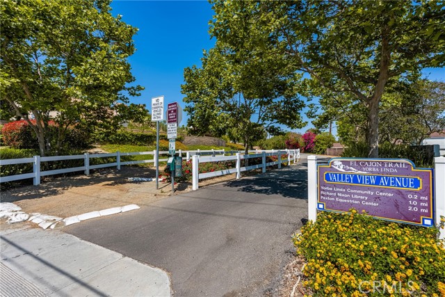 4514 Jamestown, Yorba Linda CA: https://media.crmls.org/medias/b98eb4ae-c660-45a0-9cb4-01aa3c3c17a3.jpg