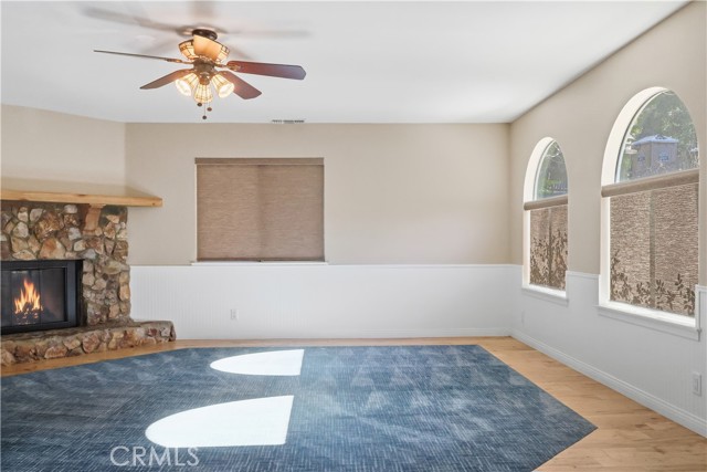 Detail Gallery Image 3 of 72 For 174 Golf Course Rd, Lake Arrowhead,  CA 92352 - 4 Beds | 3/1 Baths