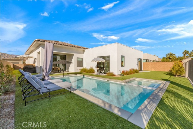 Detail Gallery Image 1 of 43 For 57644 Santo Thomas, La Quinta,  CA 92253 - 4 Beds | 3/1 Baths