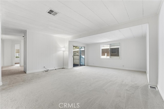 Detail Gallery Image 5 of 21 For 4901 Green River Rd #140,  Corona,  CA 92878 - 3 Beds | 2 Baths