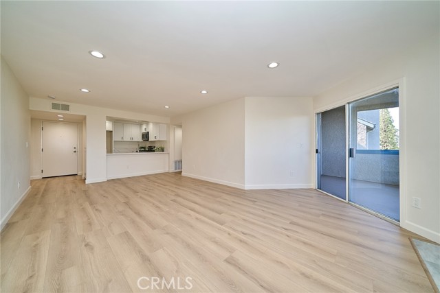 Detail Gallery Image 6 of 28 For 1441 Brett Pl #229,  San Pedro,  CA 90732 - 2 Beds | 2 Baths