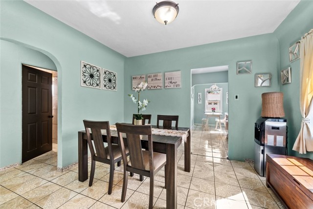 Detail Gallery Image 8 of 32 For 8464 San Miguel Ave, South Gate,  CA 90280 - 2 Beds | 1 Baths