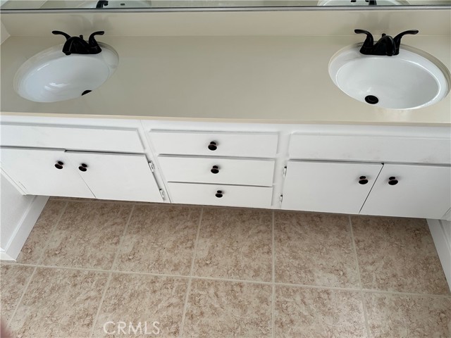 42801 42801 15th W, Lancaster CA: https://media.crmls.org/medias/b99330d2-54d3-4d6a-9631-039feb2865fc.jpg