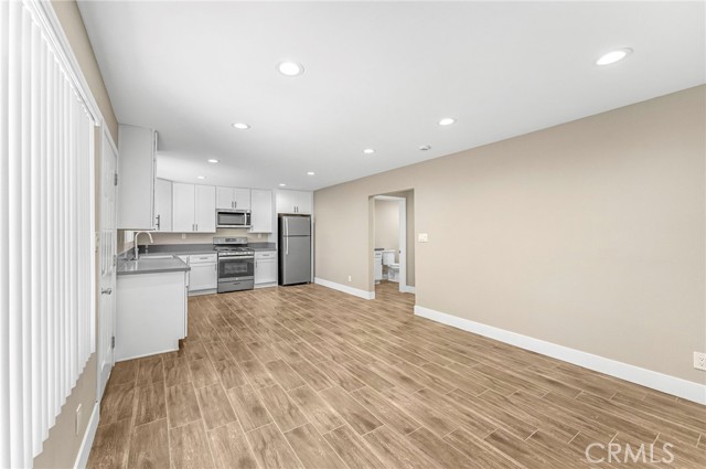 Detail Gallery Image 7 of 19 For 2417 W Stanford, Santa Ana,  CA 92704 - 1 Beds | 1 Baths